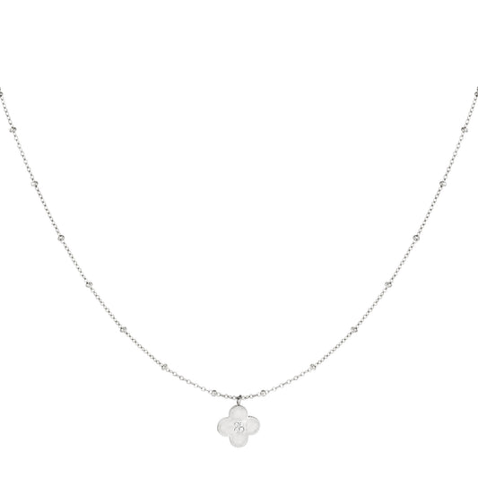 Shiny Clover Necklace Silver